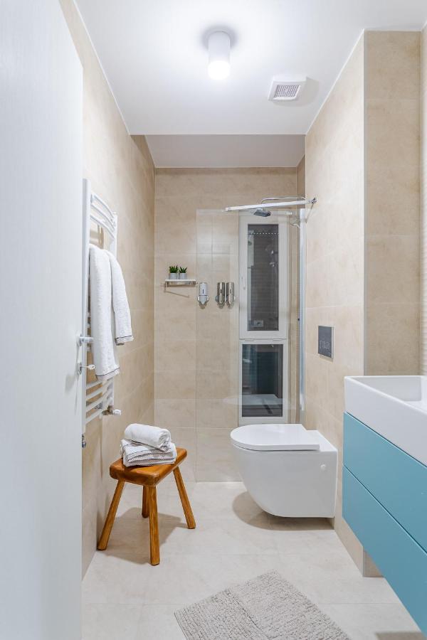 Il Lago - Azur - Cozy Luxurious Smart Home By The Lake Voluntari Exterior photo