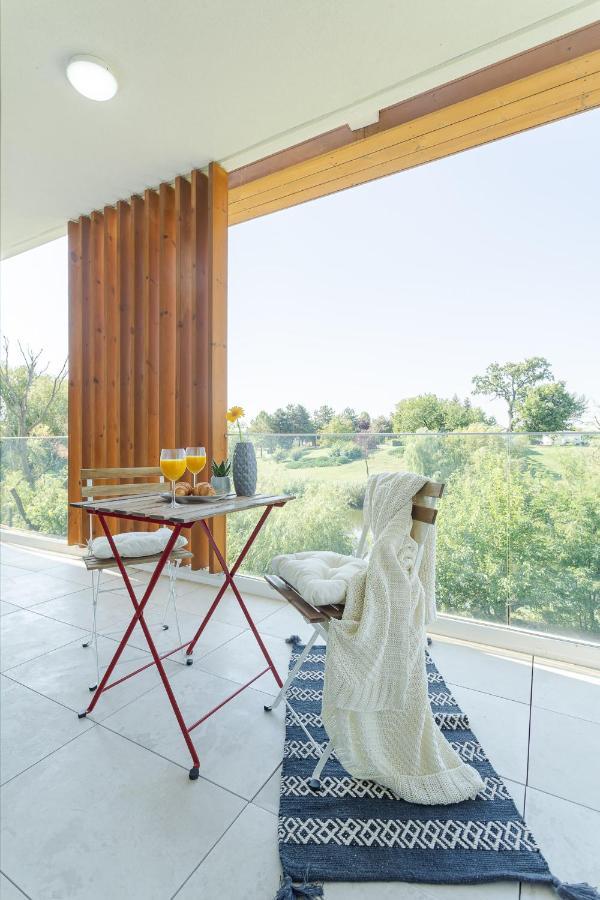 Il Lago - Azur - Cozy Luxurious Smart Home By The Lake Voluntari Exterior photo